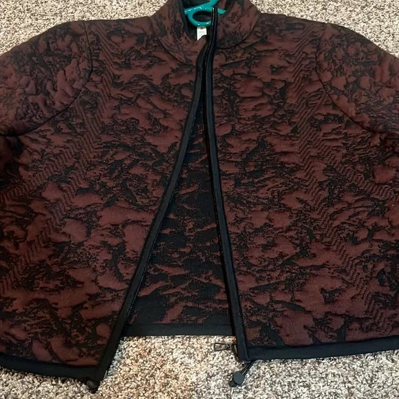 NWOT lululemon textured sweater jacket - Picture 5 of 5